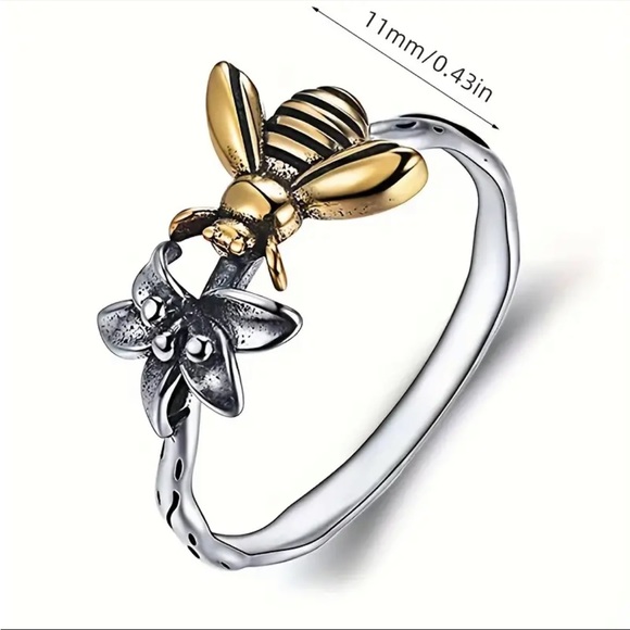 ‼️$7‼️🆕 Vintage Dainty Bee Flower Ring - Picture 2 of 8